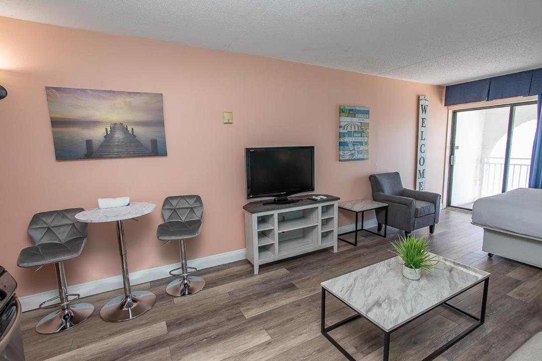 Direct Oceanfront Sea Mist Resort 21105 Миртъл Бийч Екстериор снимка